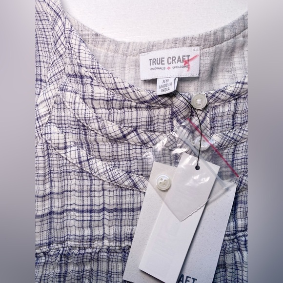 True Craft Blue and White Smocked Ruffled Blouse - Picture 7 of 10